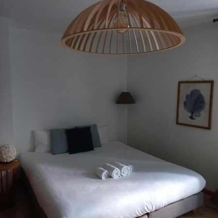 Le Poisson Ivre Bed & Breakfast Dinan Eksteriør bilde