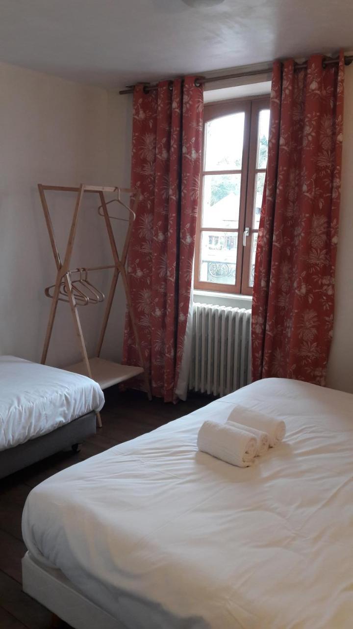 Le Poisson Ivre Bed & Breakfast Dinan Eksteriør bilde
