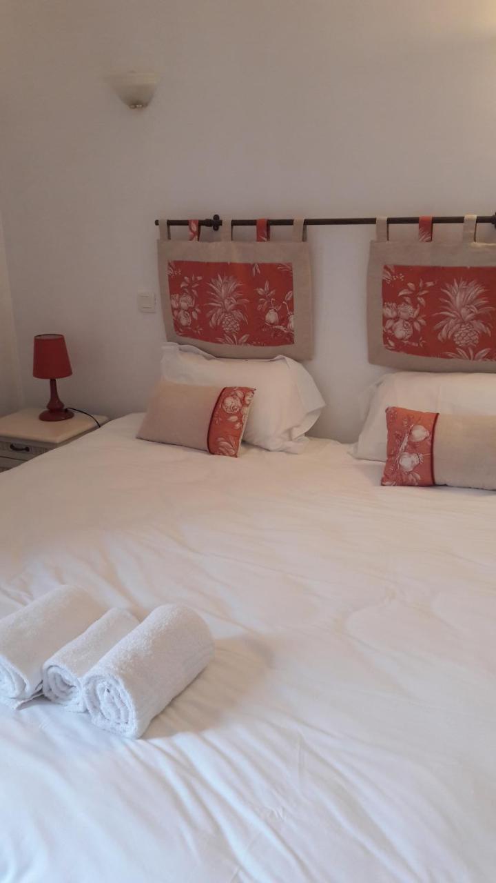 Le Poisson Ivre Bed & Breakfast Dinan Eksteriør bilde